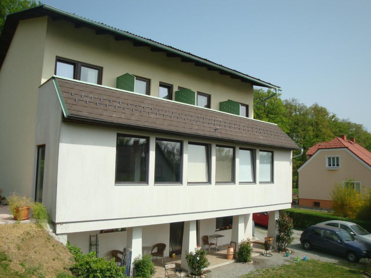Bed and Breakfast Haus Camelia Bad Tatzmannsdorf Exteriér fotografie